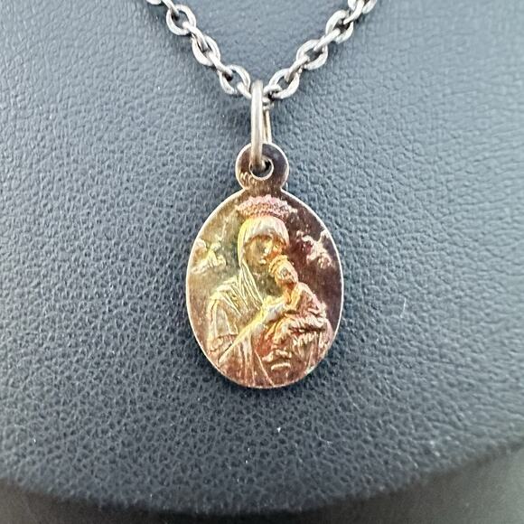 Vintage Sacred Heart & Madonna Medal Necklace Chain Stack Small Silver Tone - Picture 3 of 5